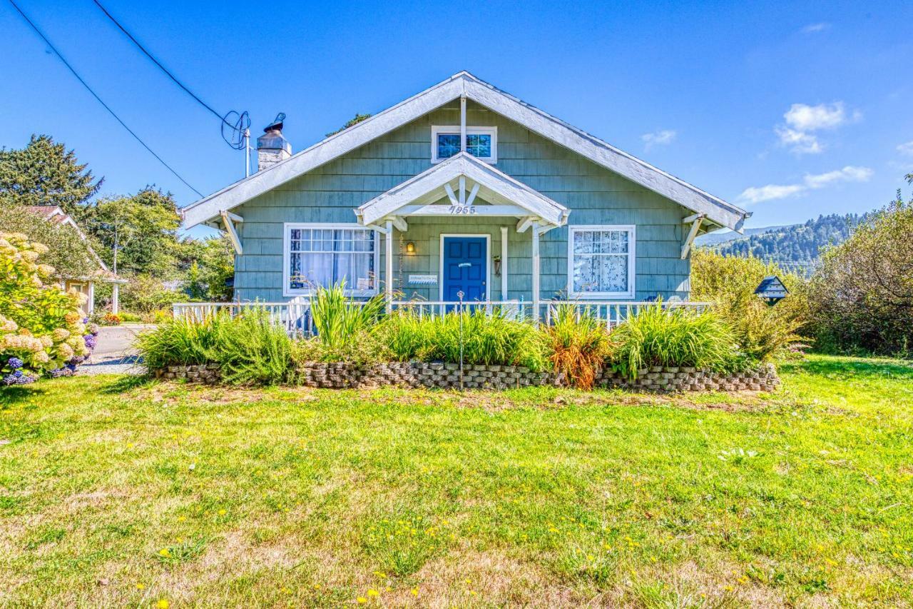 Cottage By The Sea Рокуэй-Бич Экстерьер фото